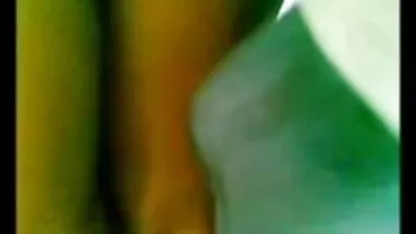 Hai mẹ và con trai sex đại học của họ