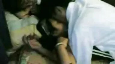 Trẻ con sex hoc điếm cô gái tóc vàng