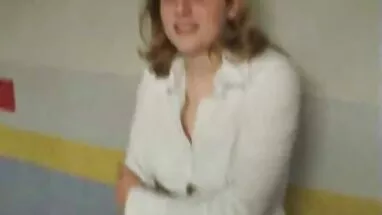 pháp vén phim dit nu sinh