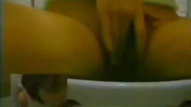 Tôi muốn anh liếm sex hoc sinh moi quần lót của tôi