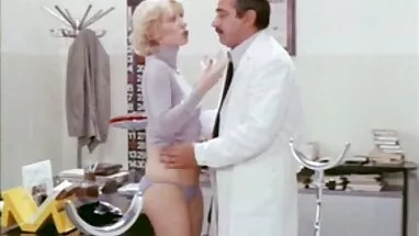 Anh ở nhà một mình với em phim sex cô giáo và học trò gái