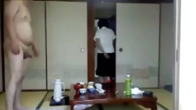 Vui Vẻ phim sex hoc sinh lam tinh Bãi Biển.avi